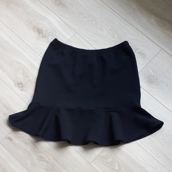 Cute THX Thanx Collection Slip on Skirt - Picture 1 of 6